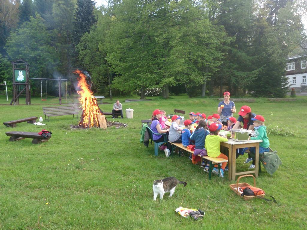 Erzgebirgshof Bethlehemstift Hotel Neudorf-Bornstein Екстериор снимка